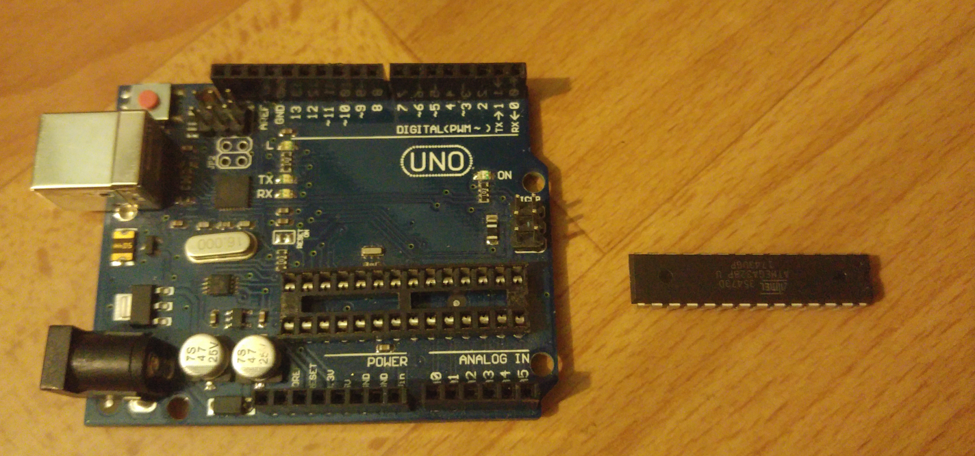 La carte Arduino Uno sans son microcontrôleur